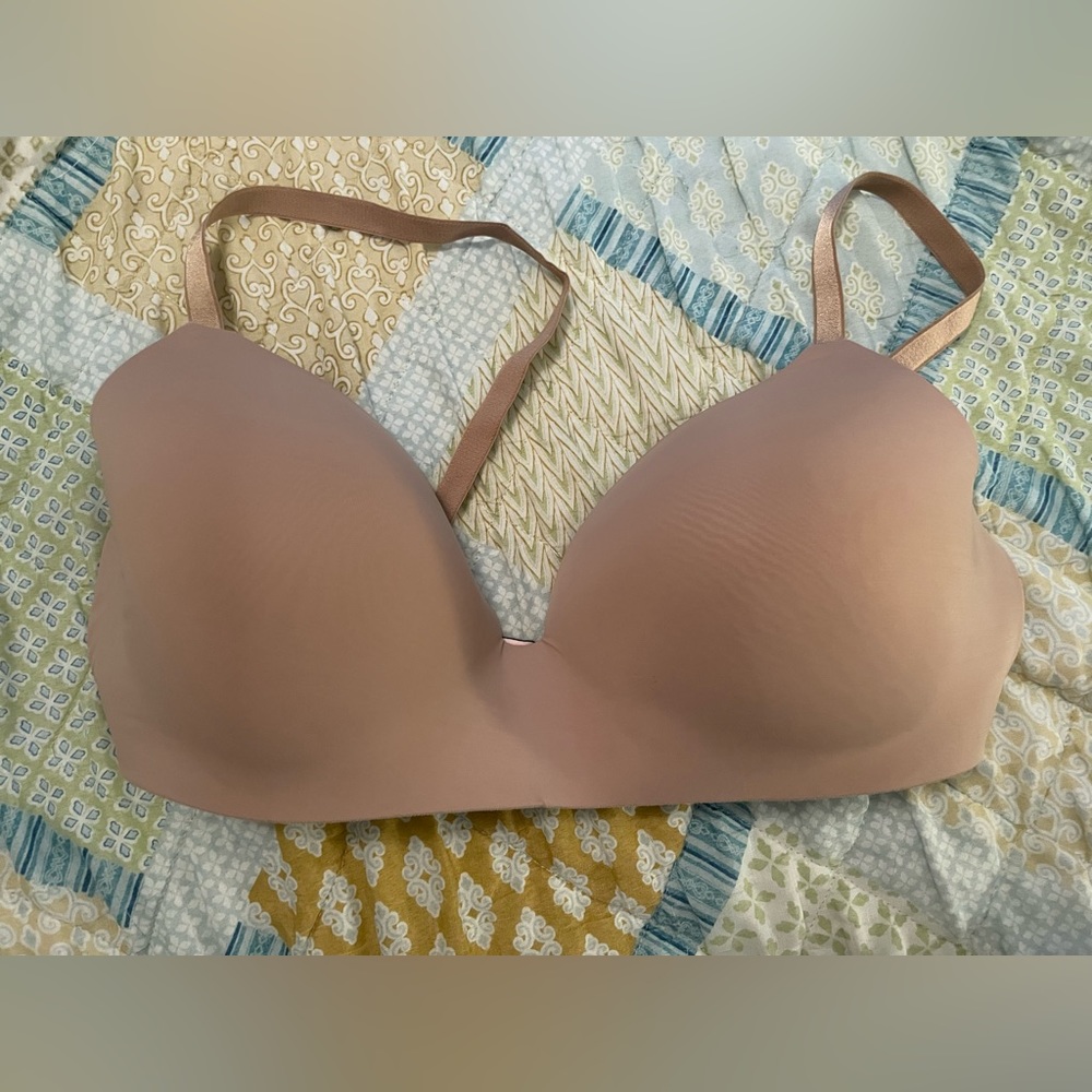 Victoria Secret Wireless Bra
